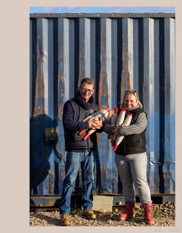 Вязаные модели в журнале «Laine Magazine №24 2025 Spring»