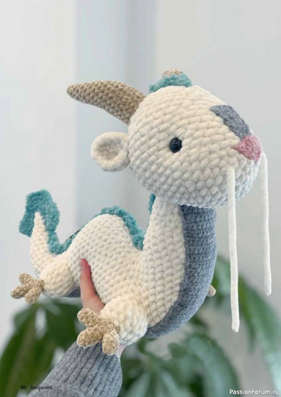 Вязаные проекты в журнале «Hakeln Best of Amigurumi №22 2025»