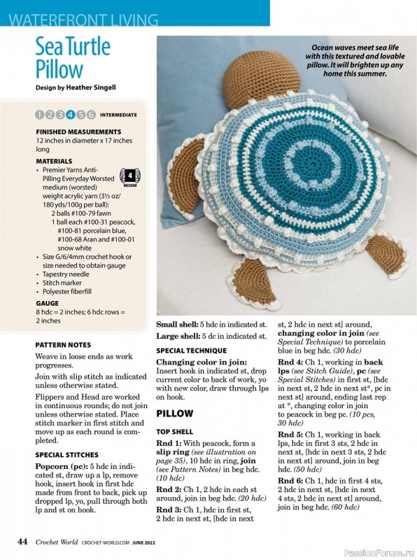 Вязаные проекты крючком в журнале «Crochet World Vol.45 №3 2022»