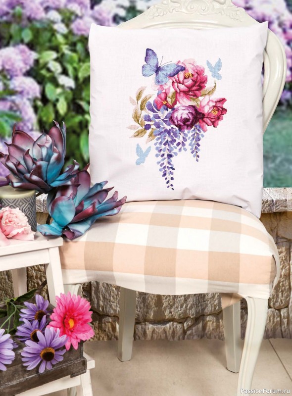 Коллекция вышивки в журнале &laquo;Profilo Punto Croce Speciale №5 2026&raquo;