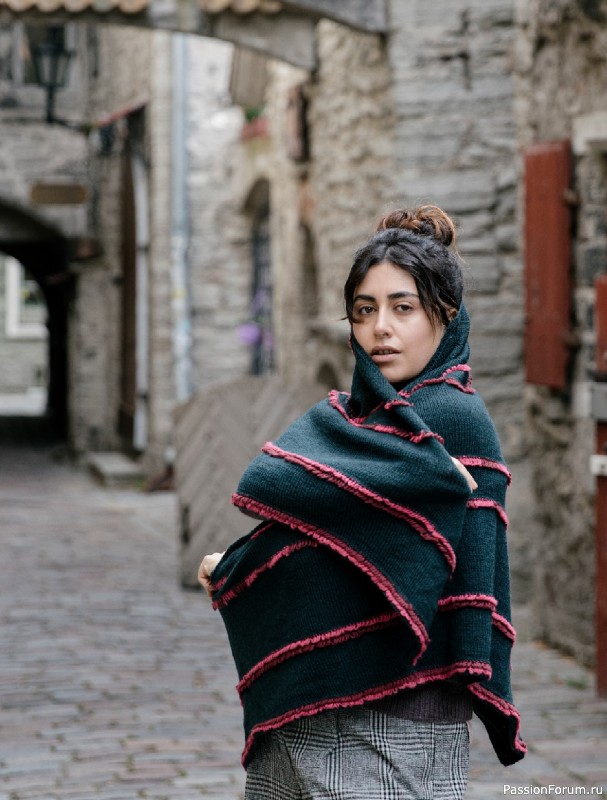 Вязаные проекты в книге &laquo;Traditions Revisited&raquo;.