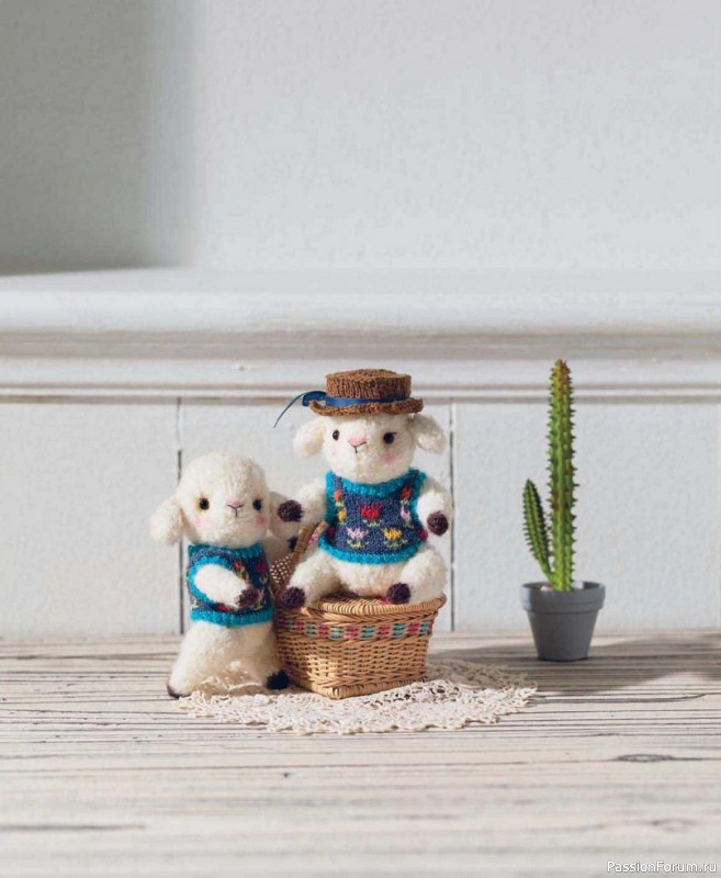 Вязаные проекты в книге &laquo;Шарнирные игрушки на спицах&raquo;.