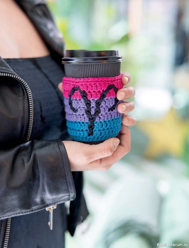 Вязаные проекты в книге &laquo;Zodiac Mosaic Crochet&raquo;.