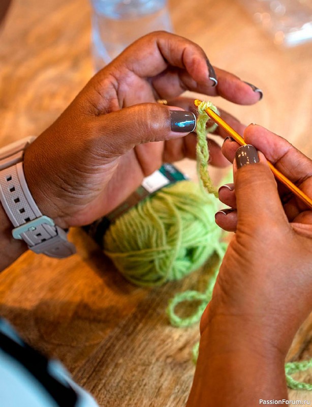 Вязаные проекты крючком в журнале «Mega artesanato Ed.136 2026»