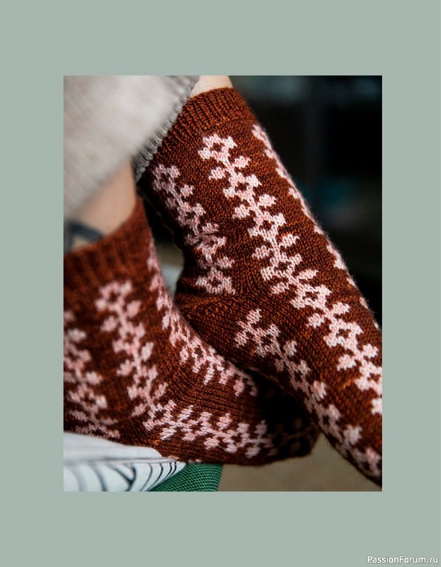 Вязаные проекты в книге «52 Weeks of Socks Vol. II»