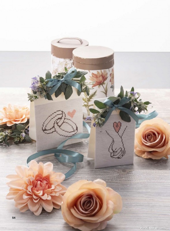 Коллекция вышивки в журнале &laquo;Profilo Punto Croce №12 2026&raquo;