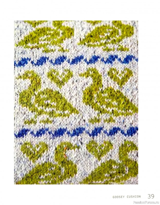 Вязаные проекты в книге «More Easy Fairisle Knits».