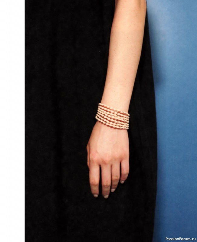 Коллекция проектов для рукодельниц в книге &laquo;Японское ажурное макраме&raquo;