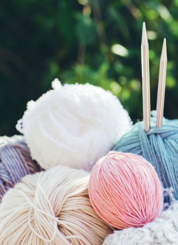 Вязаные проекты в журнале &laquo;Inspirerande handarbete - April 2026&raquo;