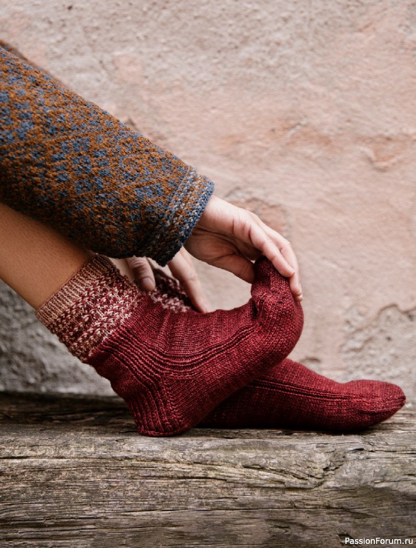 Вязаные проекты в книге &laquo;Traditions Revisited&raquo;.