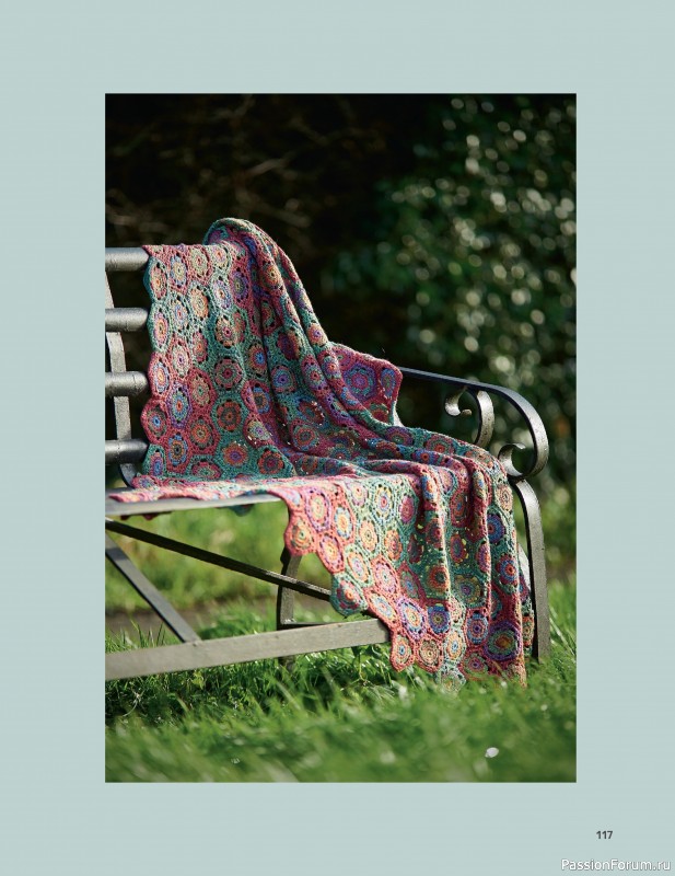 Вязаные проекты в книге «Block-by-Block Blankets and Afghans».