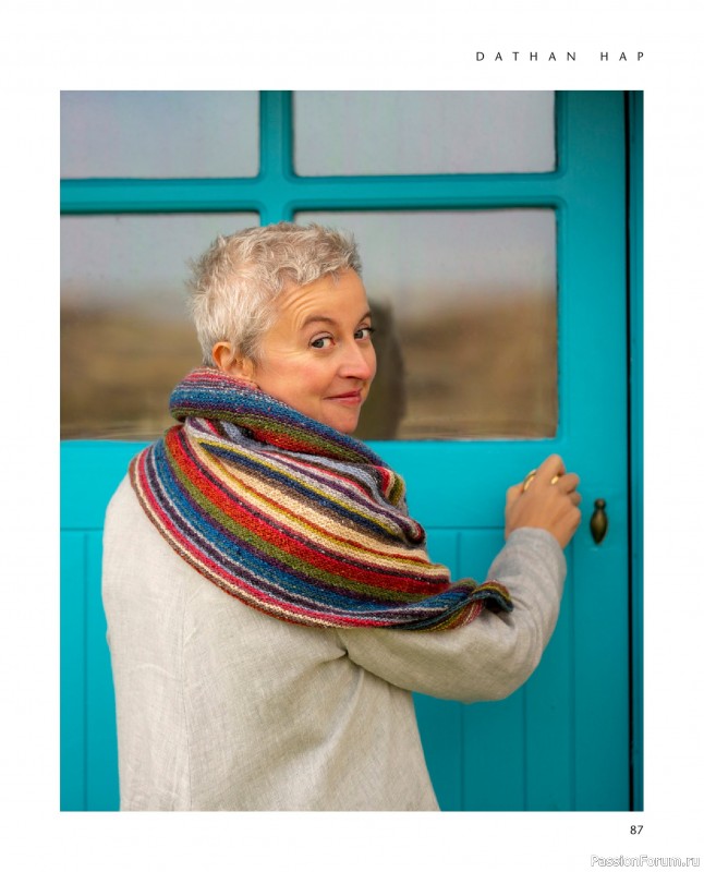 Вязаные проекты в книге «Knitting Season».