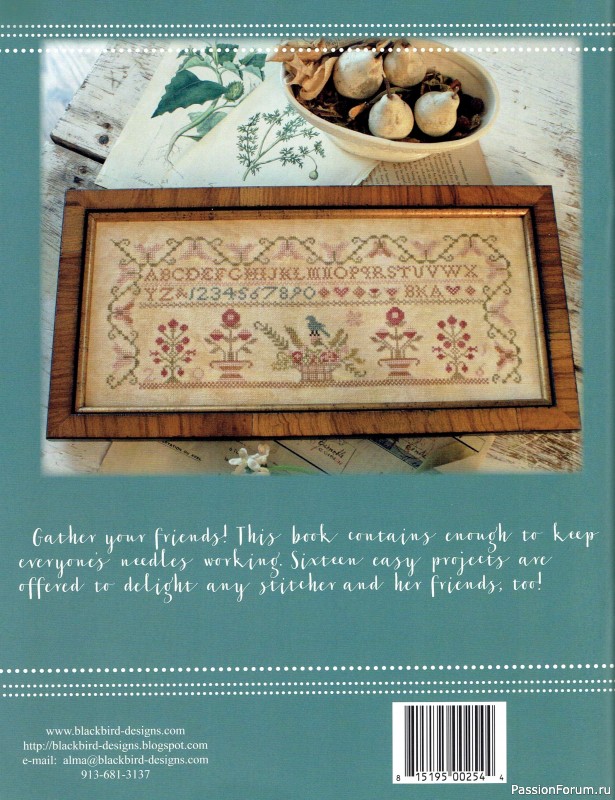 Коллекция вышивки в книге «Sewing Club»