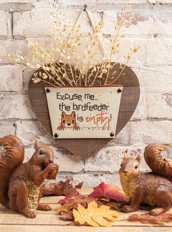 Коллекция вышивки в журнале «Just CrossStitch - Autumn 2025»