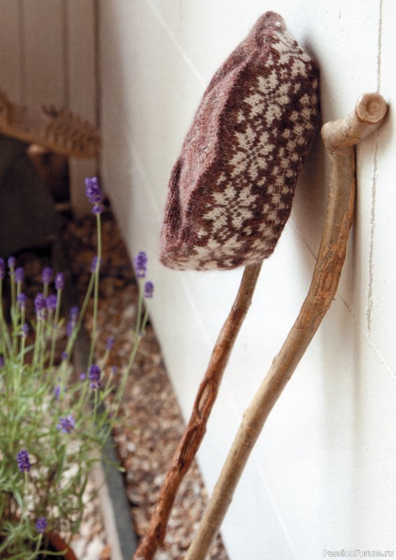 Вязаные проекты в книге &laquo;Библия многоцветных узоров Fair Isle&raquo;.