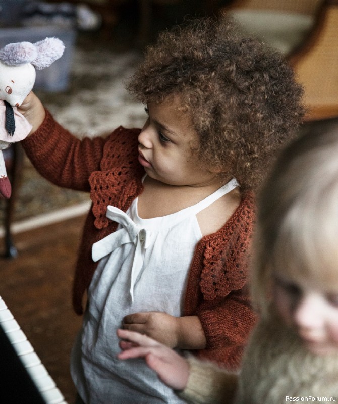 Вязаные проекты для детей в книге &laquo;Making Memories&raquo;