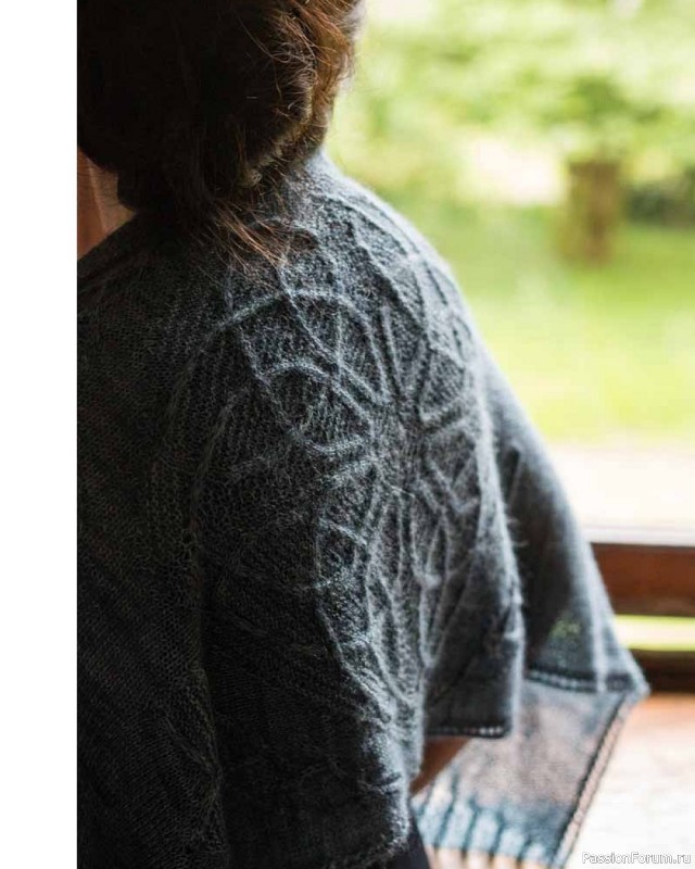 Коллекция узоров для шалей в книге «Celtic Cable Shawls»
