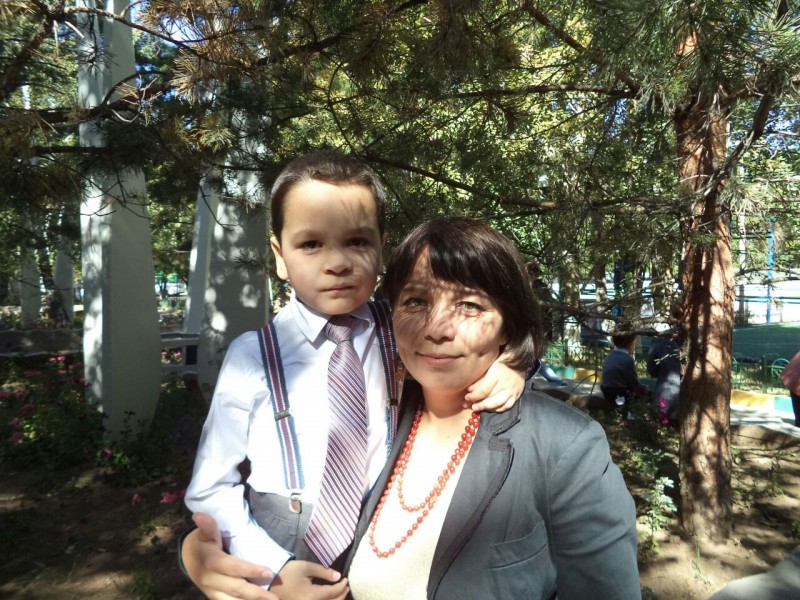 Сегодня день рождения у замечательного человека!!!!!
