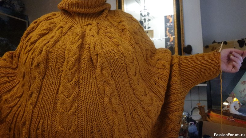 Горчичное пончо