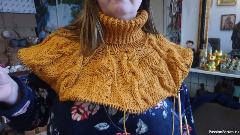 Горчичное пончо