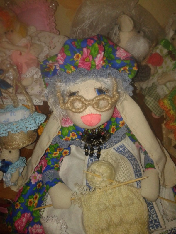 зайка бабуленька
