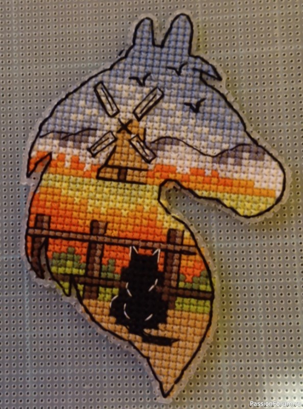 Лошадки-месяцы