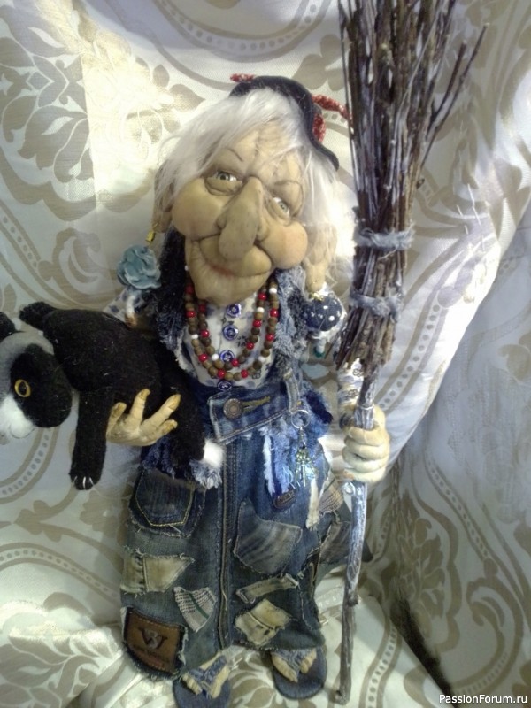 Текстильная интерьерная кукла "Бабка Ёжка и ёшкин кот"