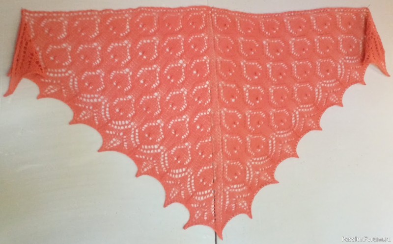 Fountain Pen Shawl (Шаль с перьевой ручкой) by Susan Pierce Lawrence в моем исполнении