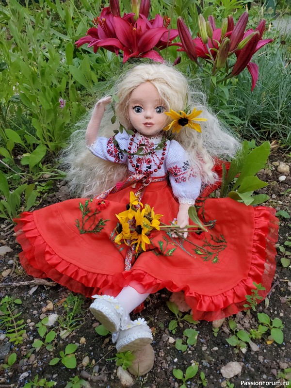 Алеся- интерьерная,текстильная шарнирная куколка гордая, красивая и любимая.