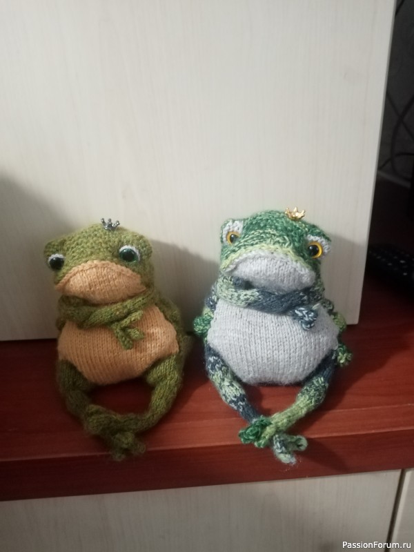 Вязаные жабки