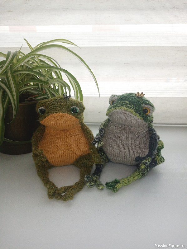 Вязаные жабки