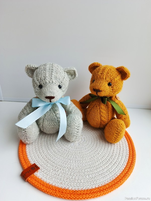 Мишутка связанный спицами