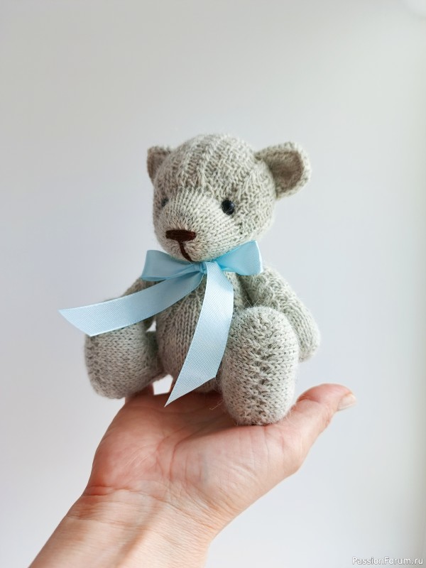 Мишутка связанный спицами