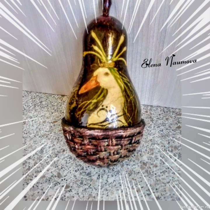 "ГУСИК в корзинке" декупаж.