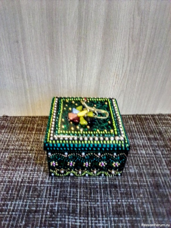 Шкатулка " ЯЩЕРИЦА".