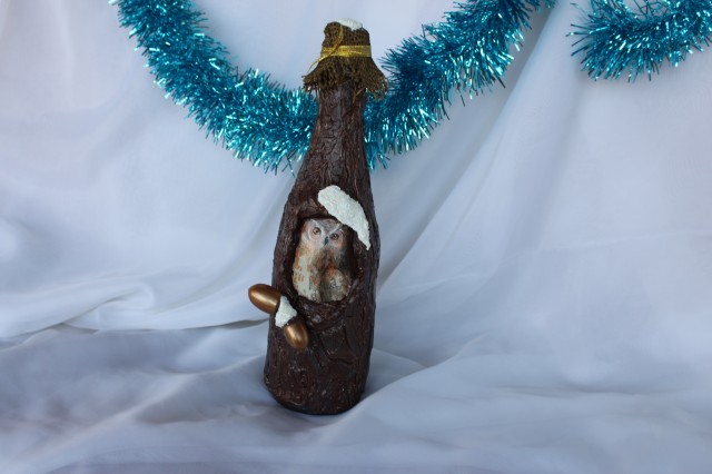 Новогодняя бутылочка "Домик совы"