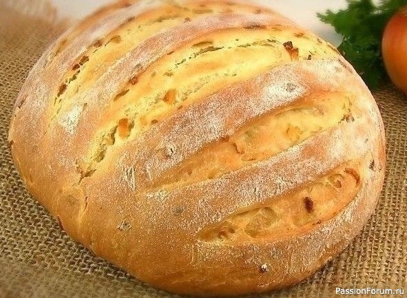 ​Домашний луковый хлеб.