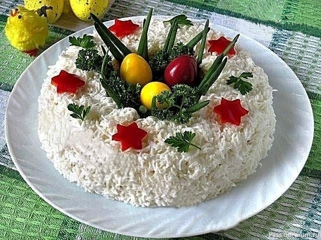 Красивый и вкусный Пасхальный салат