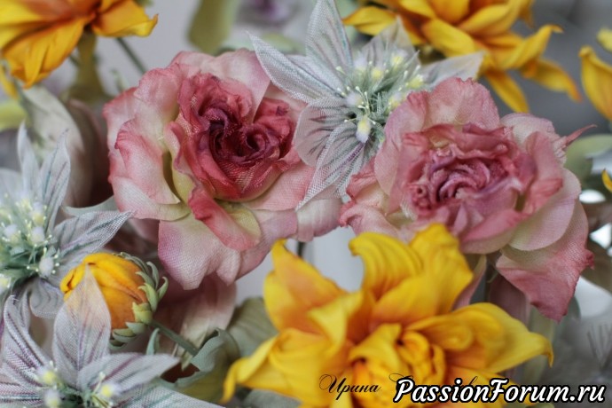 Букет школы Somebana " Мелодия Рахманинова" . Ручная работа, шелковая флористика.