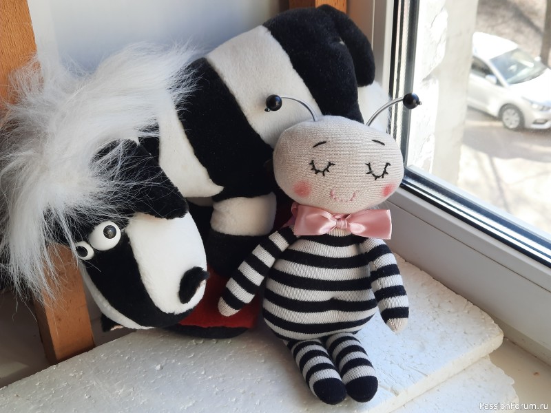 мои работы:пчелка