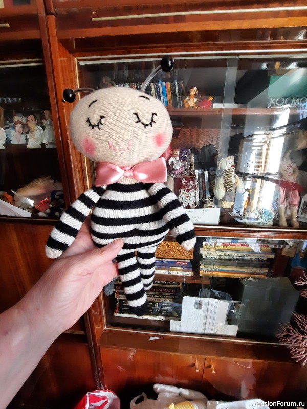 мои работы:пчелка