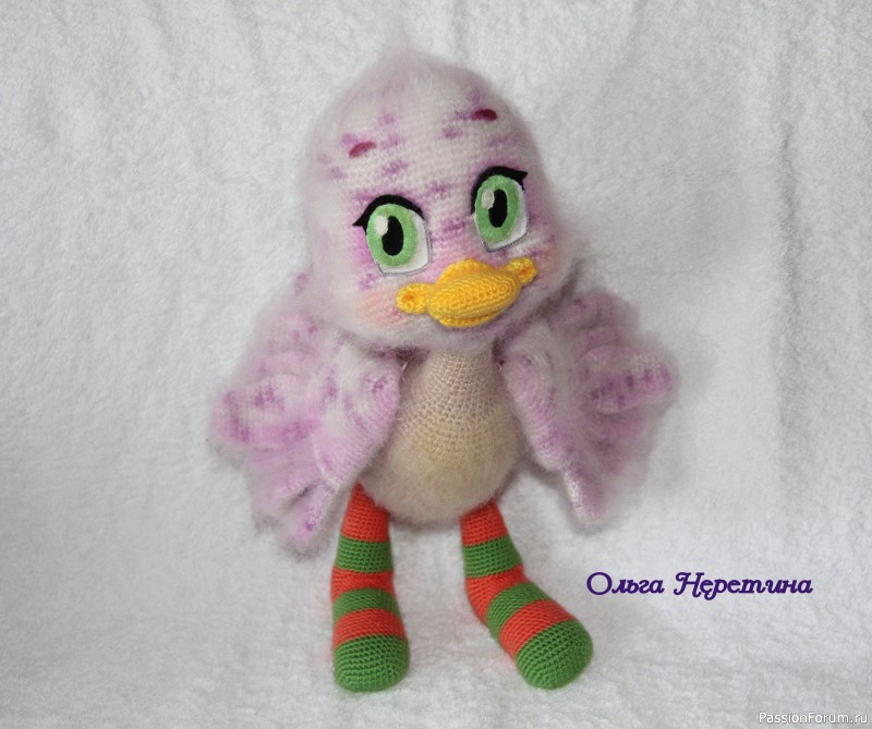 Страусёнок (связан крючком).