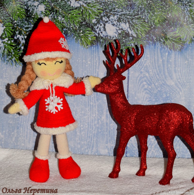 Новогодняя кукла крючком