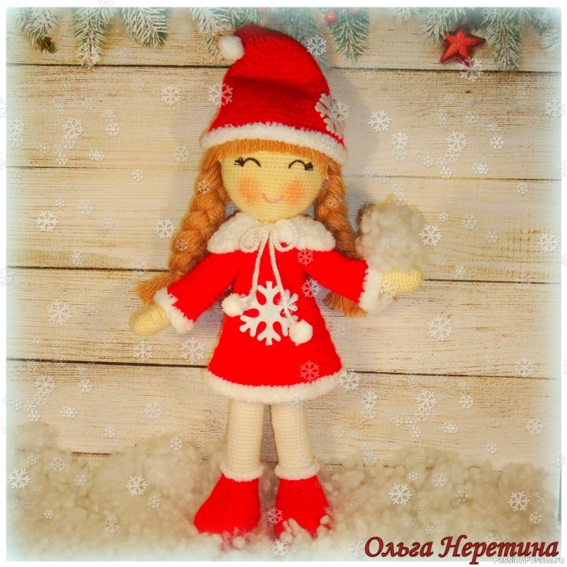 Новогодняя кукла крючком
