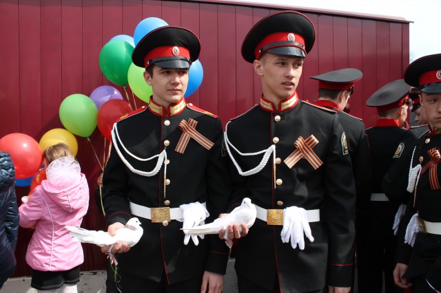 А это выпустят голубей белых в небо А это выпустят голубей белых в небо