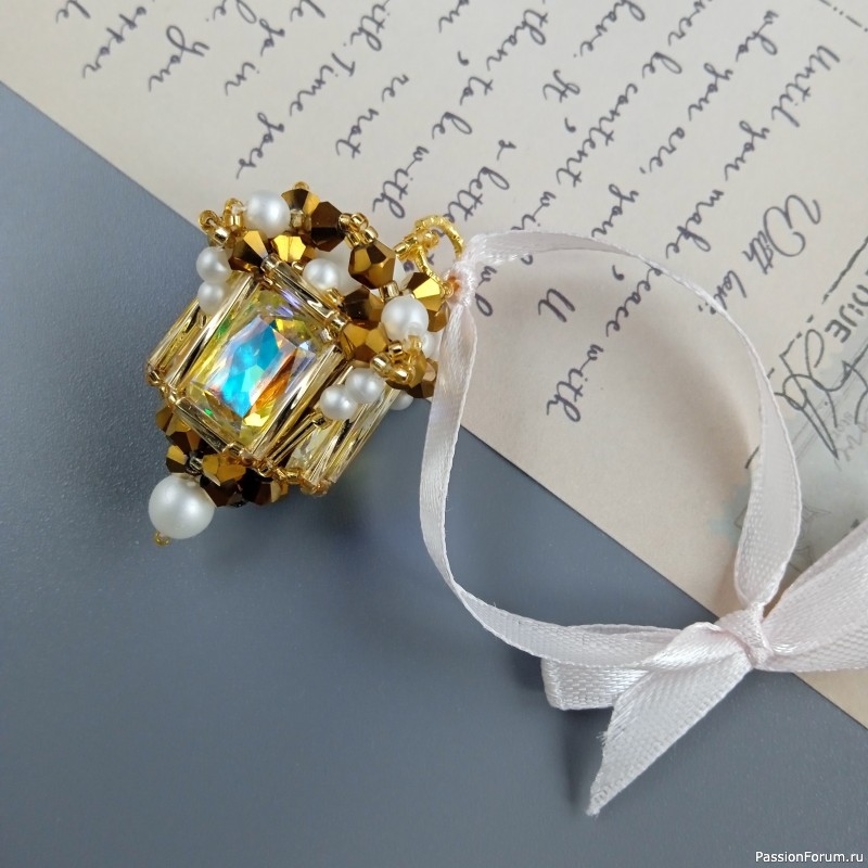 Украшение на елку "Фонарик"