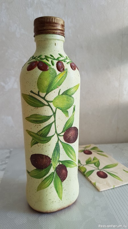 "Olive Vintage". Декупаж.