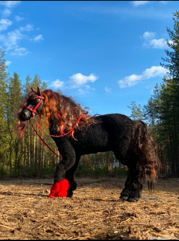 Мои лошадки в смешанной технике