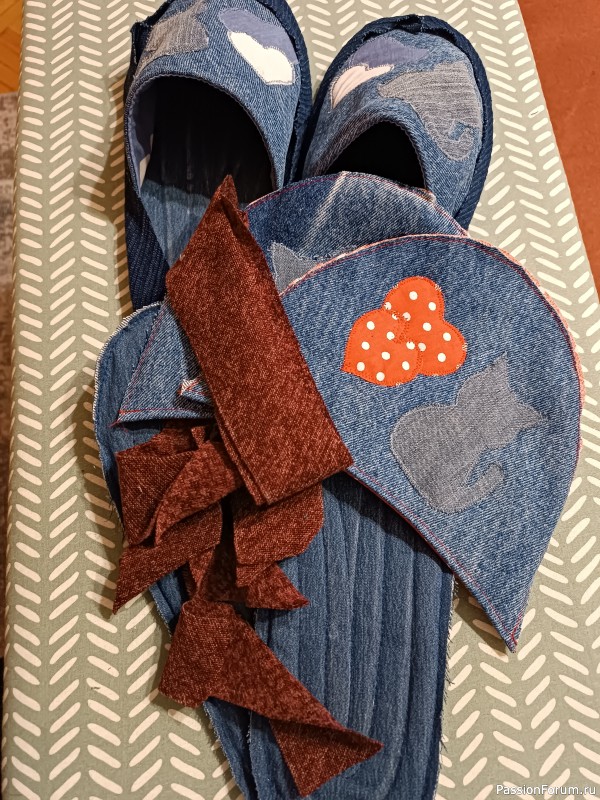 Тапочки в подарок подруге