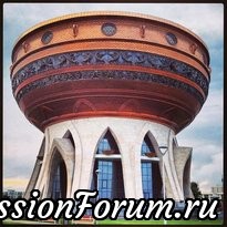 Это центр семьи - Дворец бракосочетания. Необычное здание, красиво смотрится в темное время суток. Днем на крыше здания открыта смотровая площадка,но попасть не удалось, ведутся реставрационные работы. Это центр семьи - Дворец бракосочетания. Необычное здание, красиво смотрится в темное время суток. Днем на крыше здания открыта смотровая площадка,но попасть не удалось, ведутся реставрационные работы.